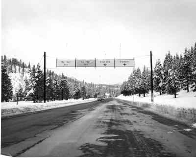 Highway 89 at Squaw Valley Highway 89 at Squaw Valley